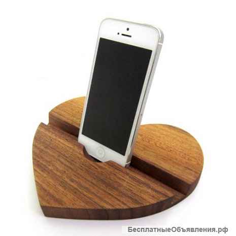 Подставка под телефон из дерева