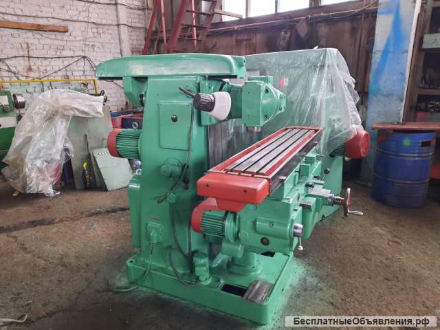 Универсальный фрезерный станок FA 3AU (TOS)