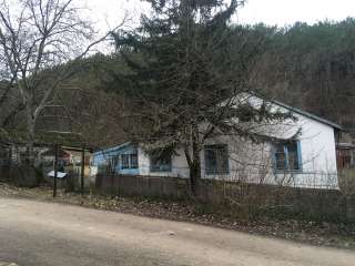 Добротный дом в живописном горном Крыму в с Красный Мак Бахчисарайского района