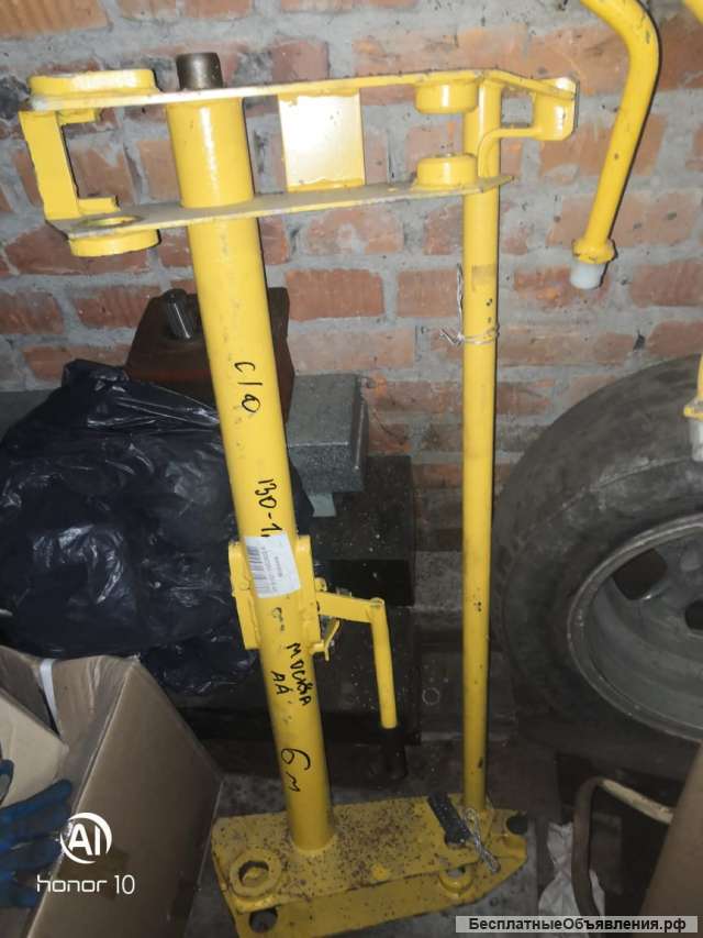 Траверса крепления стрелы