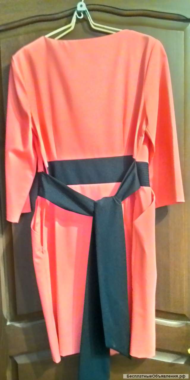 Женское платье нарядное