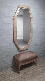 Зеркало с банкеткой из натурального дерева