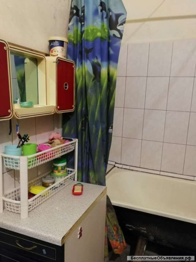 Комната 25 кв.м. на 2/3 кирп. дома.