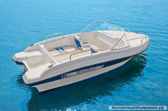 Лодку (катер) Wyatboat-3 с рундуками