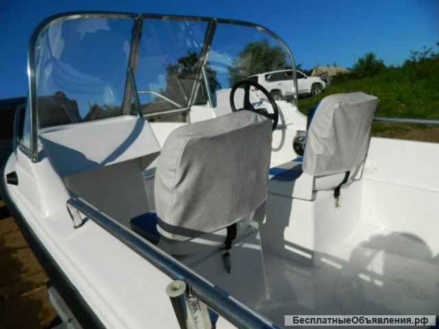 Лодку (катер) Wyatboat-430 DC