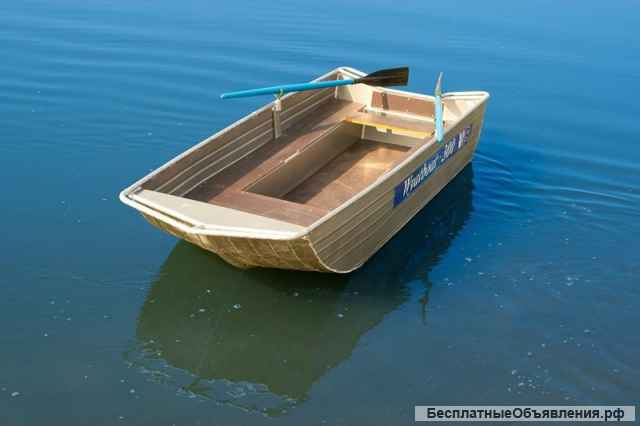 Лодку Wyatboat-300
