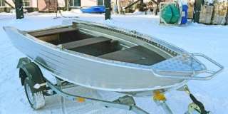 Лодку (катер) Wyatboat-390 P