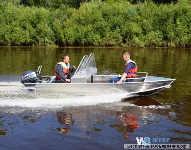 Лодку Wyatboat-390 M с консолями