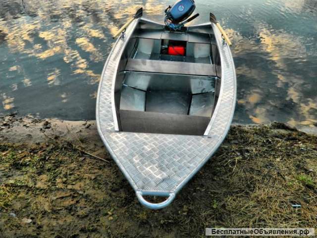 Лодку Wyatboat-390 У