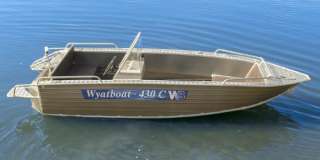 Лодку (катер) Wyatboat-430 DC al