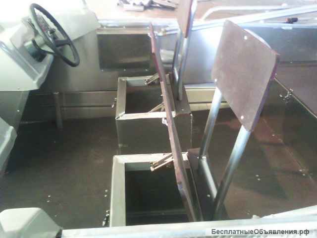 Лодку (катер) Wyatboat-460 DCM