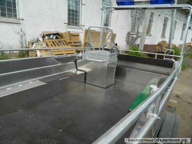 Лодку (катер) Wyatboat-490 C (спецзаказ)