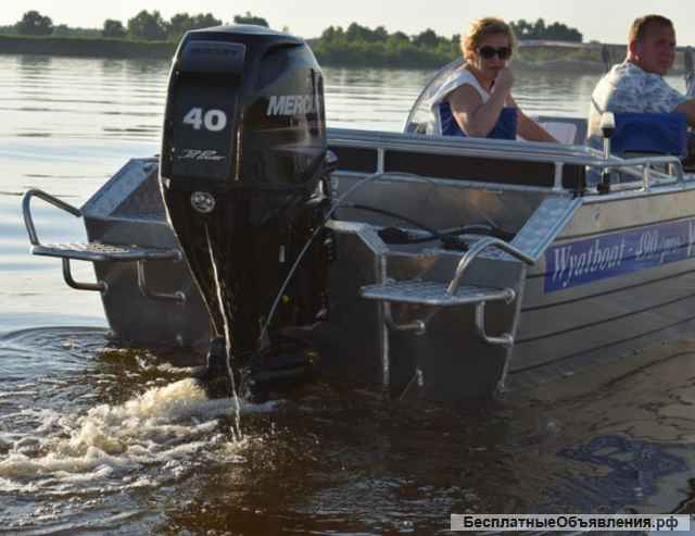 Лодку (катер) Wyatboat-490 Pro под водомет