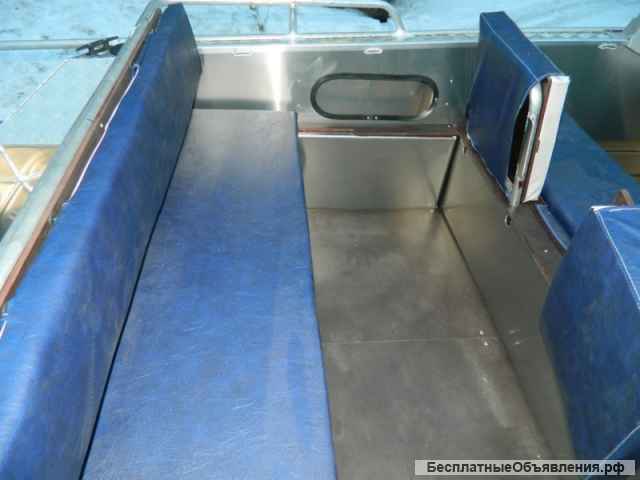 Лодку (катер) Wyatboat-460 TDCM