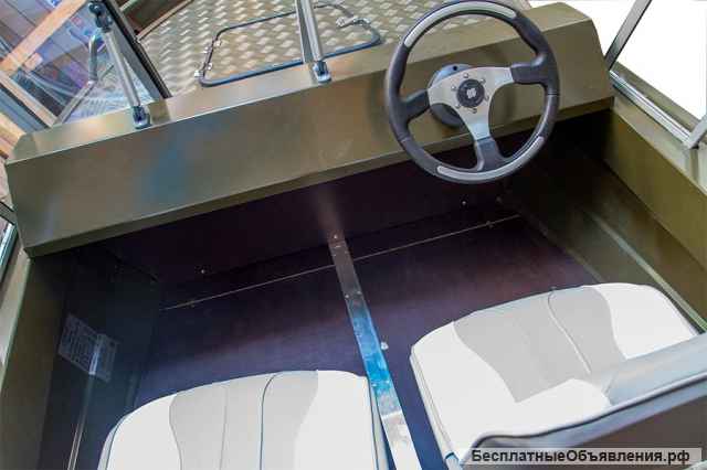 Лодку (катер) Quintrex 420 Top Ender