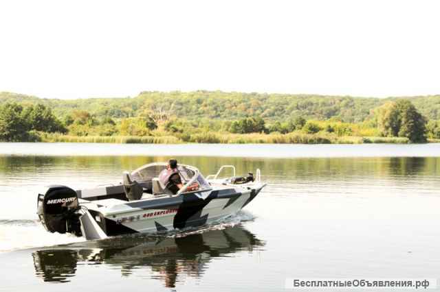 Лодку (катер) Quintrex 440 Explorer