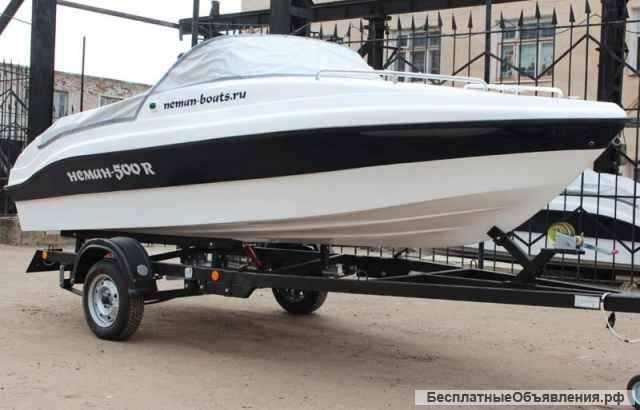 Лодку (катер) Неман-500 R