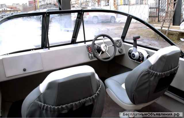 Лодку (катер) Неман-500