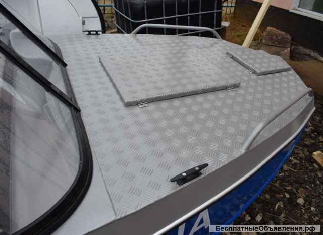 Лодку (катер) Неман-500