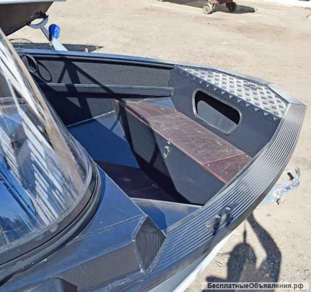 Лодку (катер) Неман-500 DC New