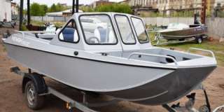 Лодку (катер) Неман-500 DC Pro