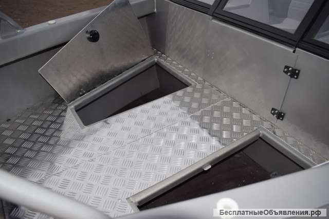 Лодку (катер) Неман-550 DC