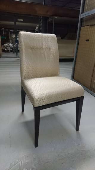 Современные стулья из бука