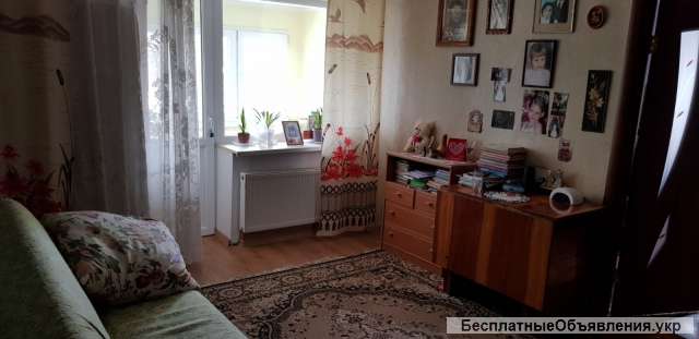 Киевская обл, Иванковский район, пгт. Иванков, продам двухкомнатную кв-ру. ул. Киевская 5.