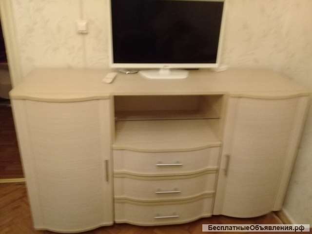 Тумба под телевизор