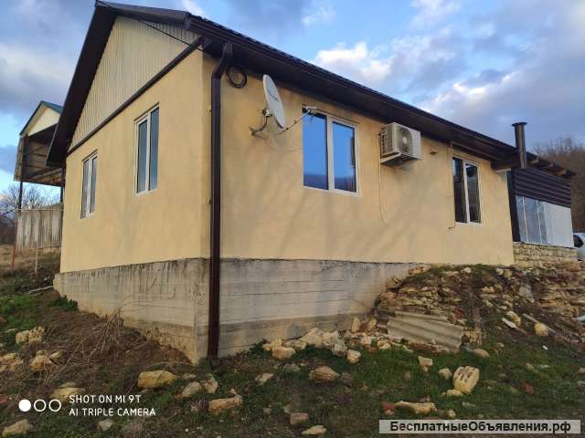 2 комнатный дом. Общая площадь 55 кв.м площадь комнат 15+16 кв.м площадь участка 25 сот