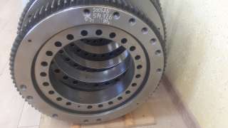 Опорный подшипник опу / опп для кму Soosan 513,514,726