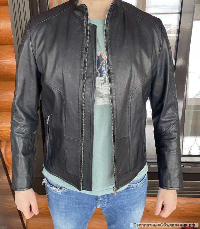 Кожаная куртка Hugo Boss, размер L