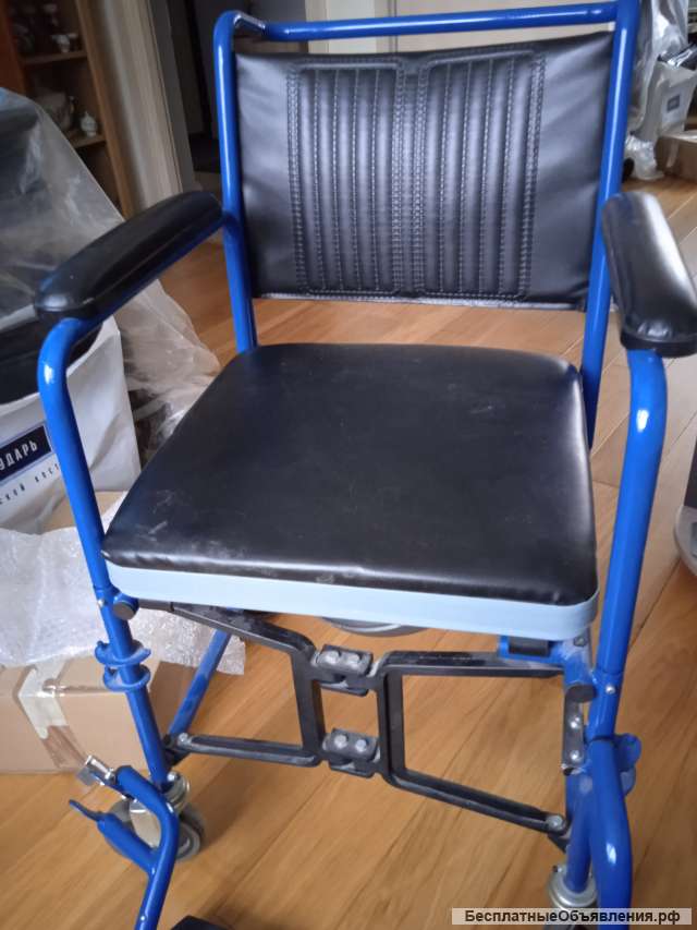 Новое Кресло-каталка с санитарным оснащением Orton