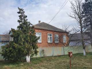 5 комнатный дом в с. Экономическое, 4 км от г.Крымска
