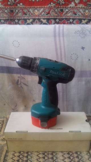 Мало бу дрель  MAKITA 628 1 D c заря-кой и кейсом