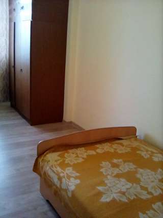 Комнату в семейном общежитии