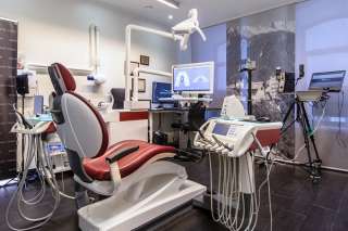 Огромный ассортимент оборудования и материалов для стоматологии в фирме «Медэстика»