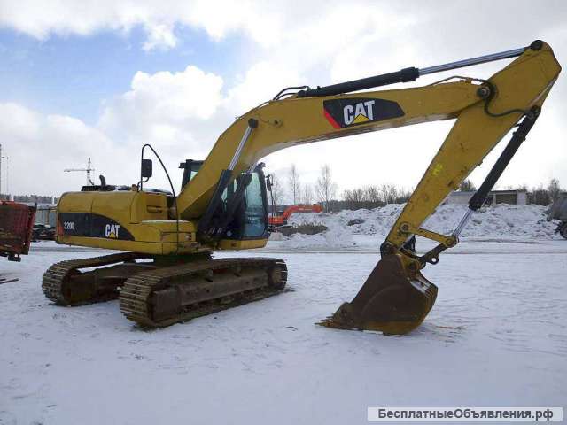Гусеничный экскаватор CAT 320, 2012 г, 7000 м/ч