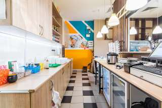 Магазин СушиWok + кофейня. Два в одном