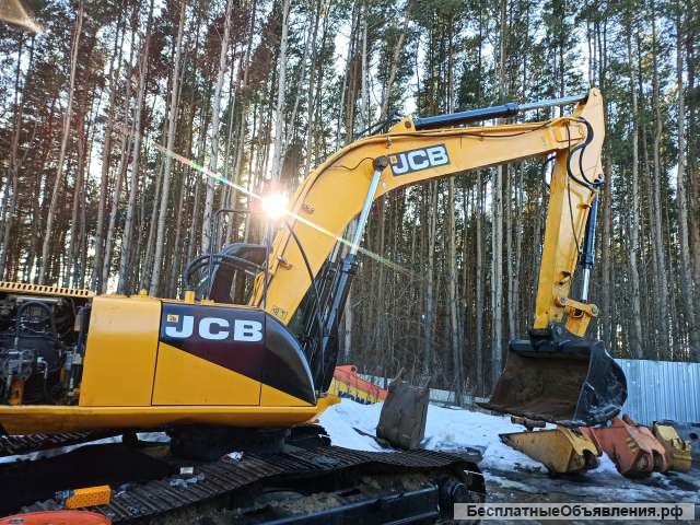 JCB JS330 разборка Редуктор в сборе с гидромотором оригинальные бу запчасти