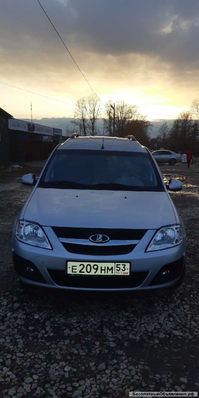 Автомобиль Лада Ларгус универсал 2018 года выпуска