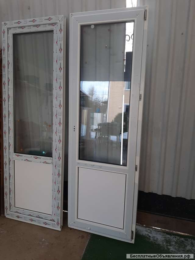 Дверь балконная металло- пластиковая