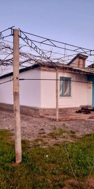 Дом у часток 12 сотих в Зааминском районе Джизакской области