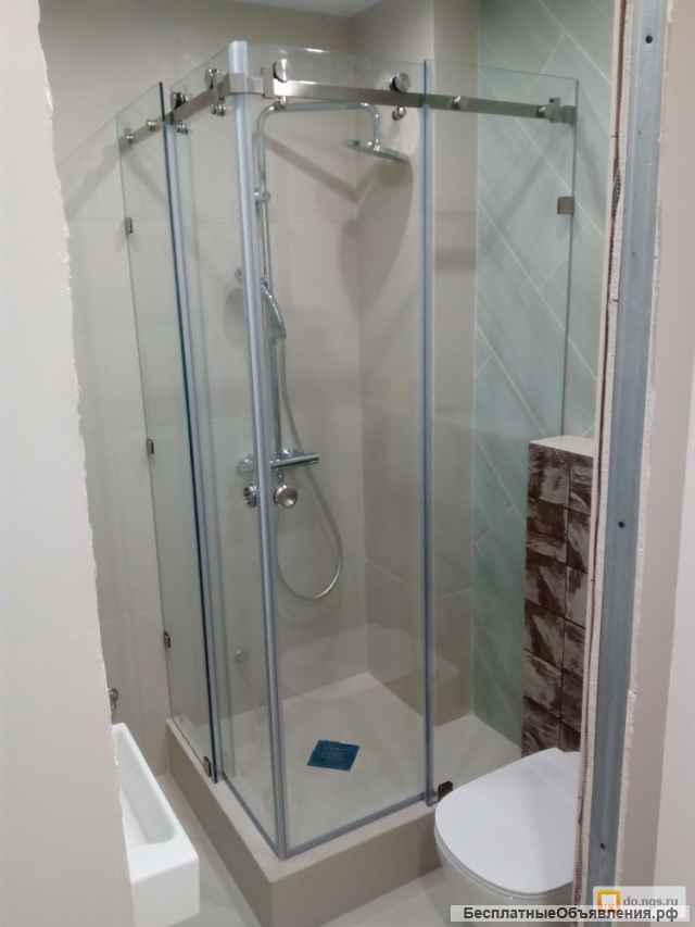 Стеклянные душевые перегородки