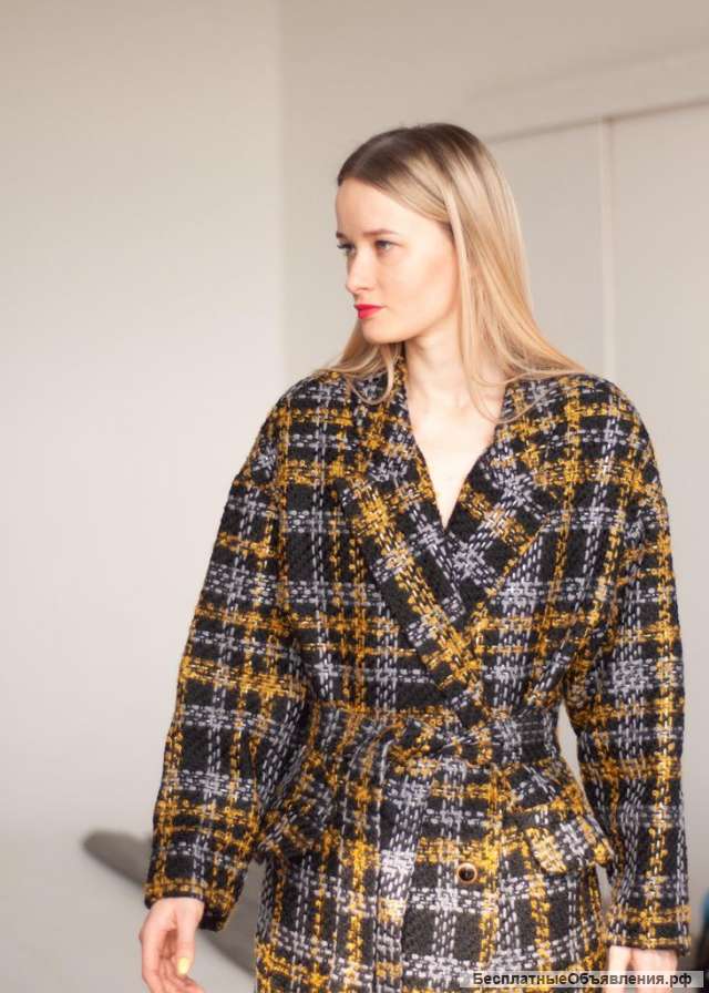 Пальто и блузки под реализацию