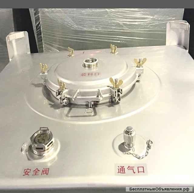 Цистерна (Еврокуб) объём 1000 л. для перевозки пищевых и промышленных веществ.