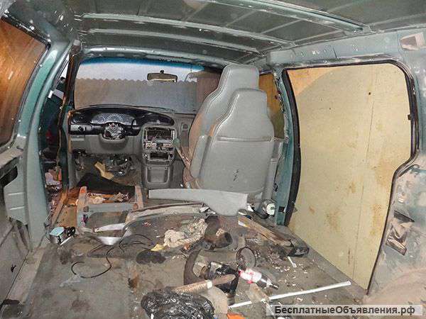 Запчасти на авто Chrysler Voyager и Dodge Caravan 1996-2000 г.в.