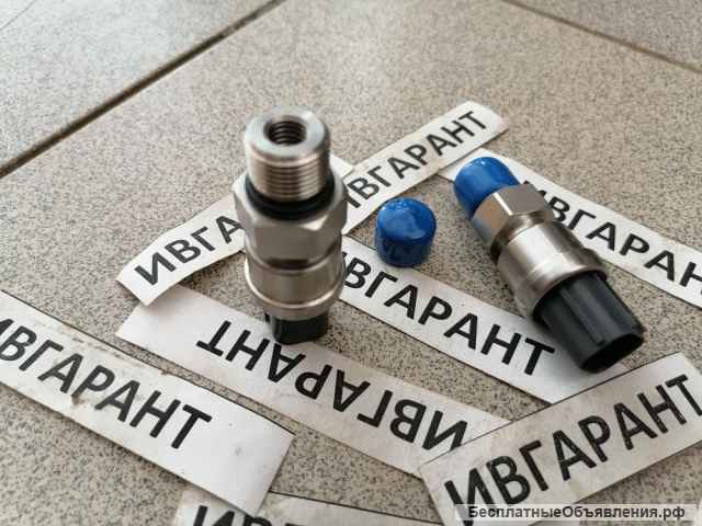 YN52S00016P3 Датчик давления Kobelco YN52S00016P3