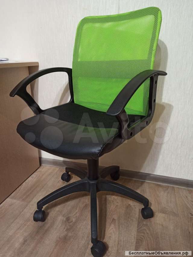 Новый компьютерный стул