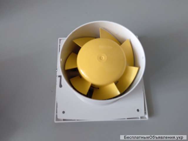 Бытовой вентилятор 125 С